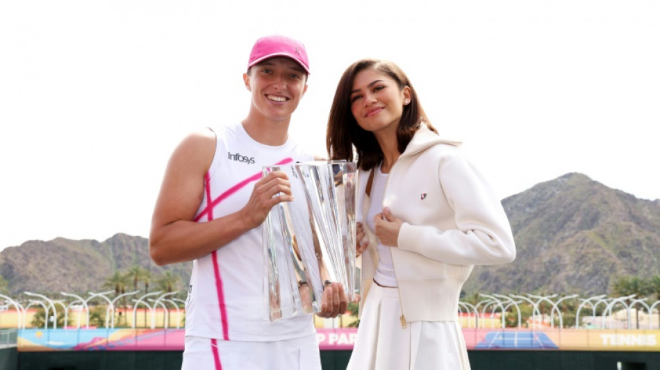 Swiatek celebra su t&iacute;tulo de Indian Wells con Zendaya