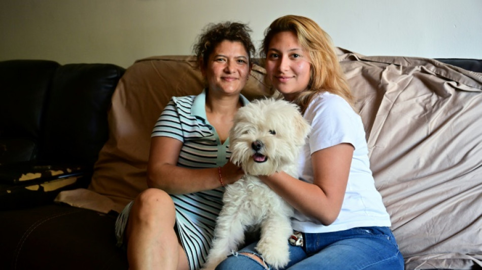 M&aacute;s trabajo, menos hijos: nueva generaci&oacute;n de latinos en EEUU cambia prioridades