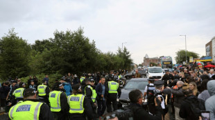 Royaume-Uni: la police mobilis&eacute;e face aux risques de violences apr&egrave;s les &eacute;meutes de Sunderland