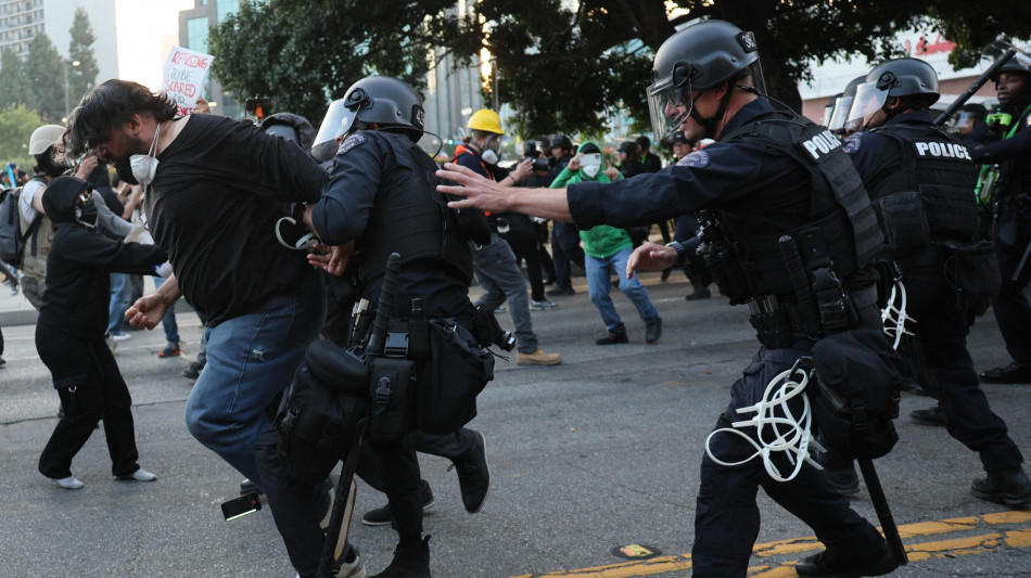 Corte Usa, Trump pu&ograve; mantenere Guardia Nazionale a Los Angeles