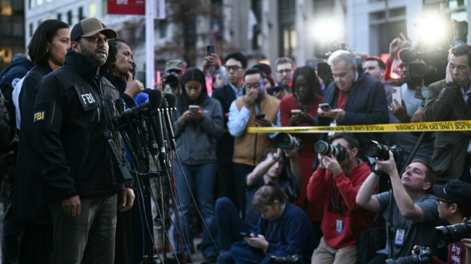 Dois membros da Guarda Nacional em 'estado cr&iacute;tico' ap&oacute;s serem baleados perto da Casa Branca