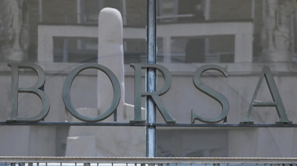 Borsa: Milano chiude in deciso rialzo (+1,6%)