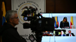 O que acontecerá com o ex-presidente Uribe após sua condenação na Colômbia?