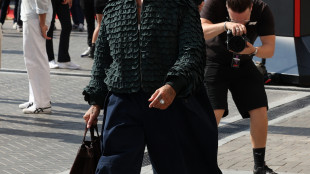 Hamilton "stacco, basta telefono e d'inverno non parler&ograve; di F1 con nessuno"