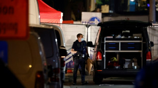 Un polic&iacute;a muere apu&ntilde;alado en Bruselas