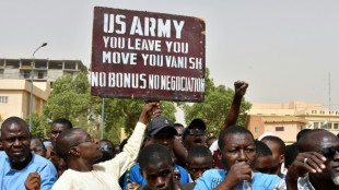 Niger: des milliers de manifestants r&eacute;clament le d&eacute;part des soldats am&eacute;ricains