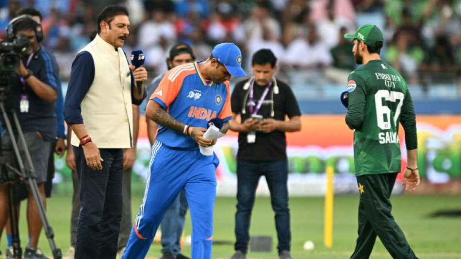 India again refuse handshake with Pakistan in Asia Cup