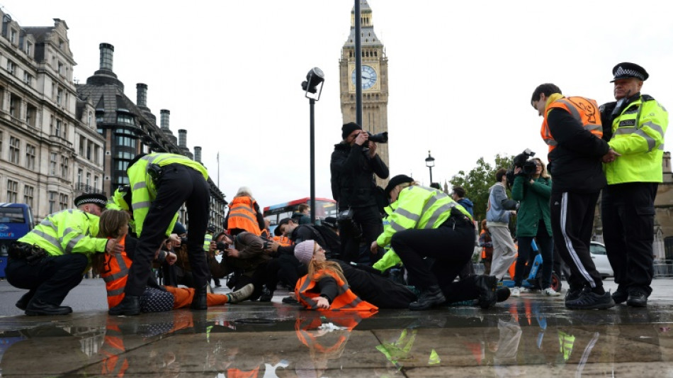 Londres: 62 militants &eacute;cologistes arr&ecirc;t&eacute;s lors d'une marche contre les hydrocarbures