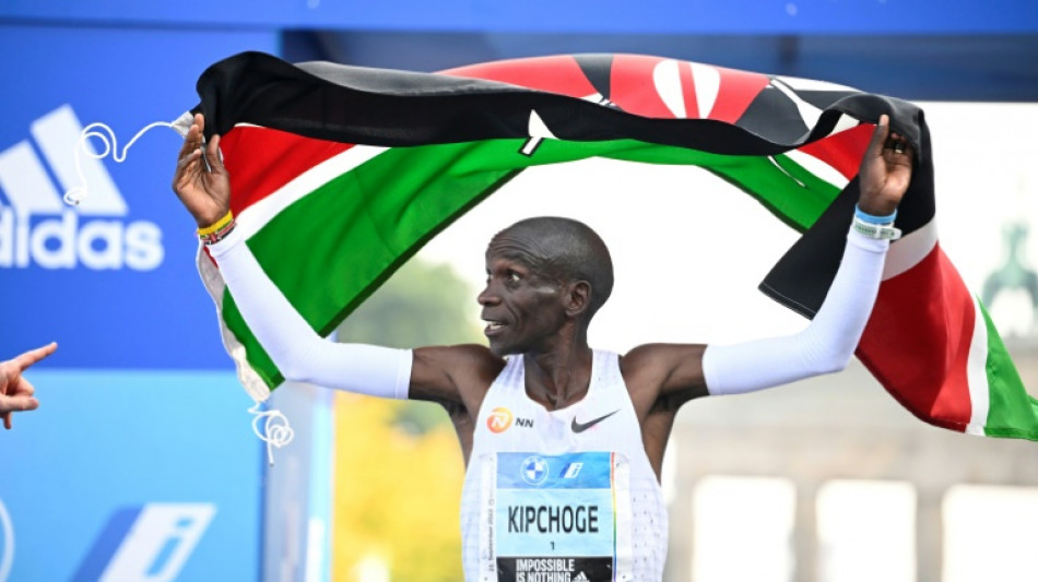 El keniano Eliud Kipchoge mejora su propio r&eacute;cord del mundo en el marat&oacute;n de Berl&iacute;n en 2h01:09