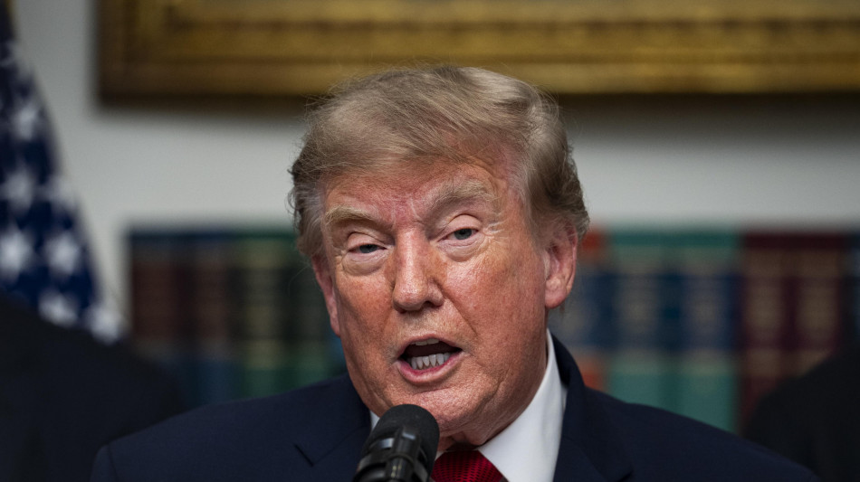 Trump, 'il Canada vuole i vantaggi di uno Stato senza esserlo'