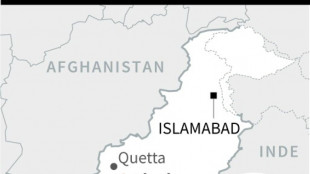 Pakistan:&nbsp;au moins neuf policiers tu&eacute;s dans un attentat suicide contre leur v&eacute;hicule