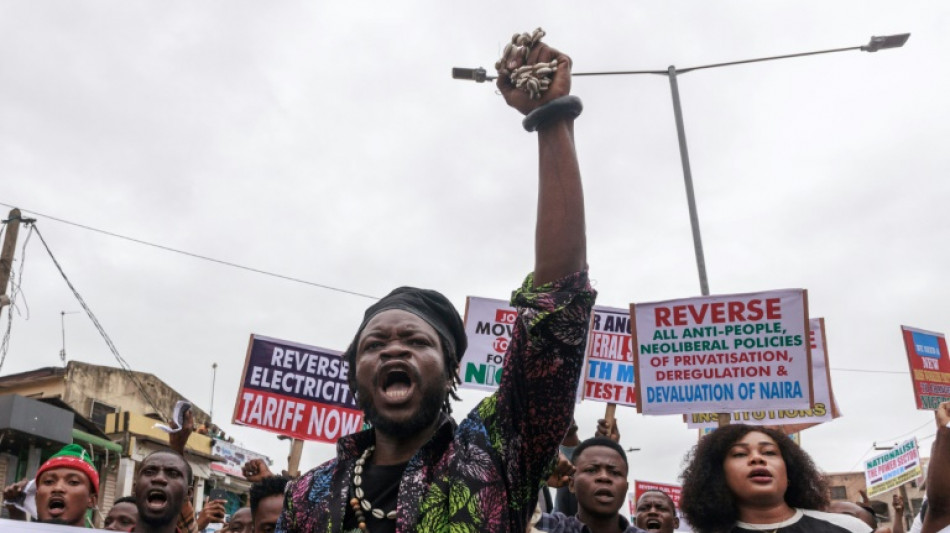 Nigeria: manifestations contre la vie ch&egrave;re, gaz lacrymog&egrave;nes dans plusieurs villes 
