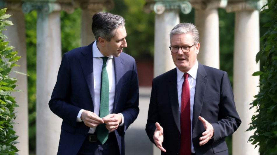 Starmer &agrave; Dublin pour ent&eacute;riner une "nouvelle &egrave;re" entre l'Irlande et le Royaume-Uni