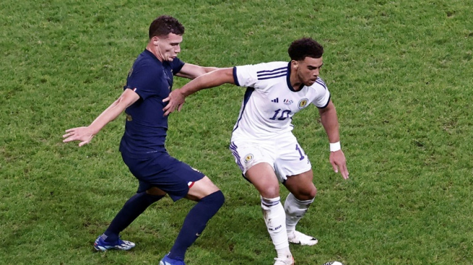 Foot: les Bleus s'offrent une balade contre l'Ecosse 