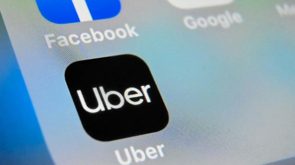 Uber Files: la commission d'enqu&ecirc;te rel&egrave;ve des liens &eacute;troits entre Emmanuel Macron et la plateforme