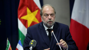Ordenan juzgar al ministro de Justicia franc&eacute;s por conflicto de intereses