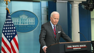 A un mois de la pr&eacute;sidentielle, Biden s'inqui&egrave;te que le scrutin ne soit pas "pacifique"