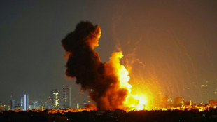 Intenses bombardements isra&eacute;liens sur la banlieue sud de Beyrouth 