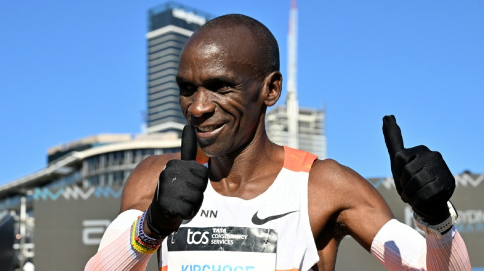 Kipchoge gana en Melbourne su primer marat&oacute;n en tres a&ntilde;os