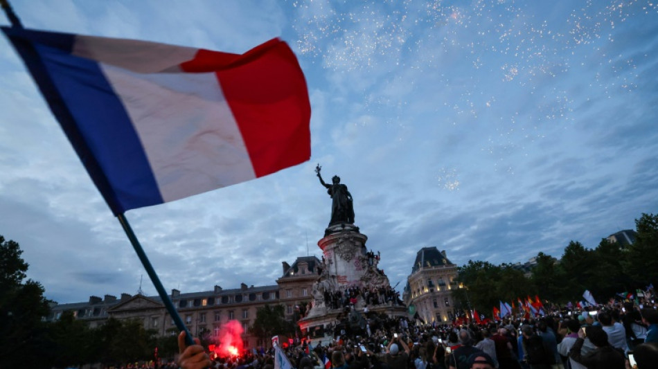 L&eacute;gislatives: succ&egrave;s surprise de la gauche, le RN se heurte au front r&eacute;publicain