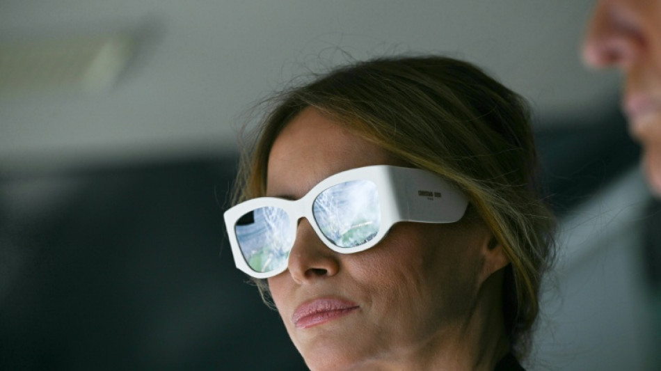 Trump übergab Putin bei Gipfel "Friedensbrief" von First Lady Melania