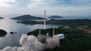 Corea del Norte lanza un "sat&eacute;lite militar" esp&iacute;a, seg&uacute;n Se&uacute;l