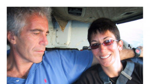 La Britannique Maxwell ne sera pas rejug&eacute;e &agrave; New York pour ses crimes sexuels avec Epstein