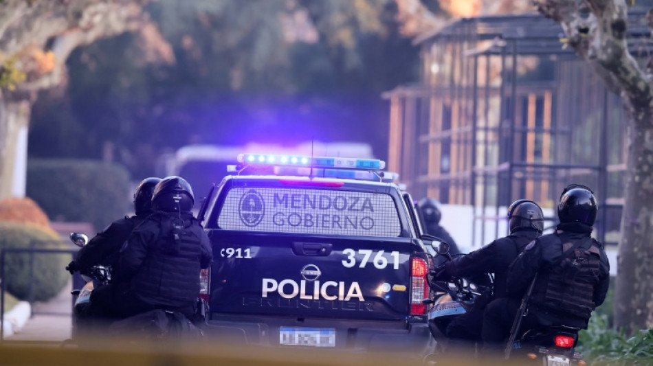 La mujer argentina que acusa de violaci&oacute;n a dos rugbiers franceses dice que fue enga&ntilde;ada
