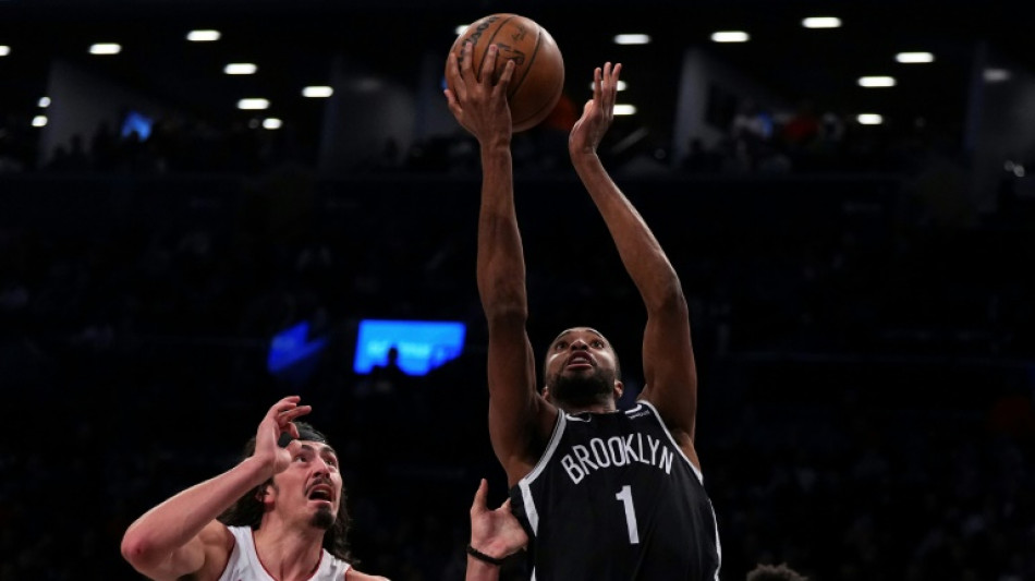 Embiid leads Sixers to narrow win over Thunder
