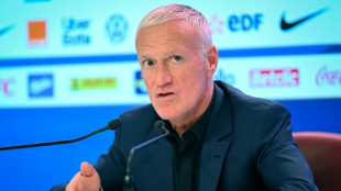 Foot: des Bleus sans surprise mais avec Konat&eacute; et Clauss contre les Pays-Bas