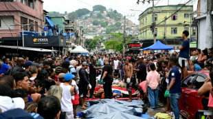 Opération antidrogue à Rio : des habitants récupèrent des corps, 132 morts selon un organisme