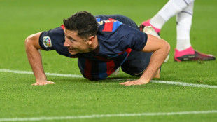 El cl&aacute;sico, golpe a la Liga y b&aacute;lsamo para el Barcelona