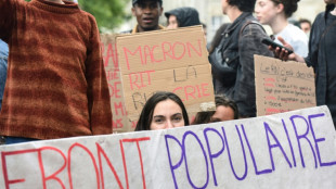 L&eacute;gislatives: la gauche d&eacute;voile son programme, Les R&eacute;publicains &eacute;talent leurs divisions