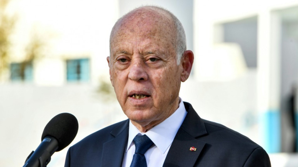 Les Tunisiens votent lors de la pr&eacute;sidentielle avec Kais Saied donn&eacute; favori