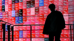 Borsa: Asia contrastata in vista del Capodanno, Tokyo -0,96%