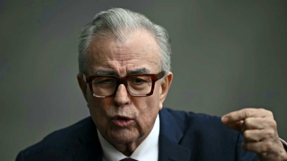 Sheinbaum sa&uacute;da recuo de governador acusado nos EUA de retomar cargo no M&eacute;xico