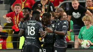 L1: battu &agrave; domicile par Metz (1-0), Lens sombre dans la crise