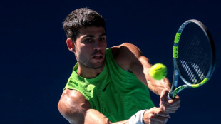 Alcaraz e Sabalenka confirmam favoritismo e avan&ccedil;am &agrave; 3&ordf; rodada do Aberto da Austr&aacute;lia