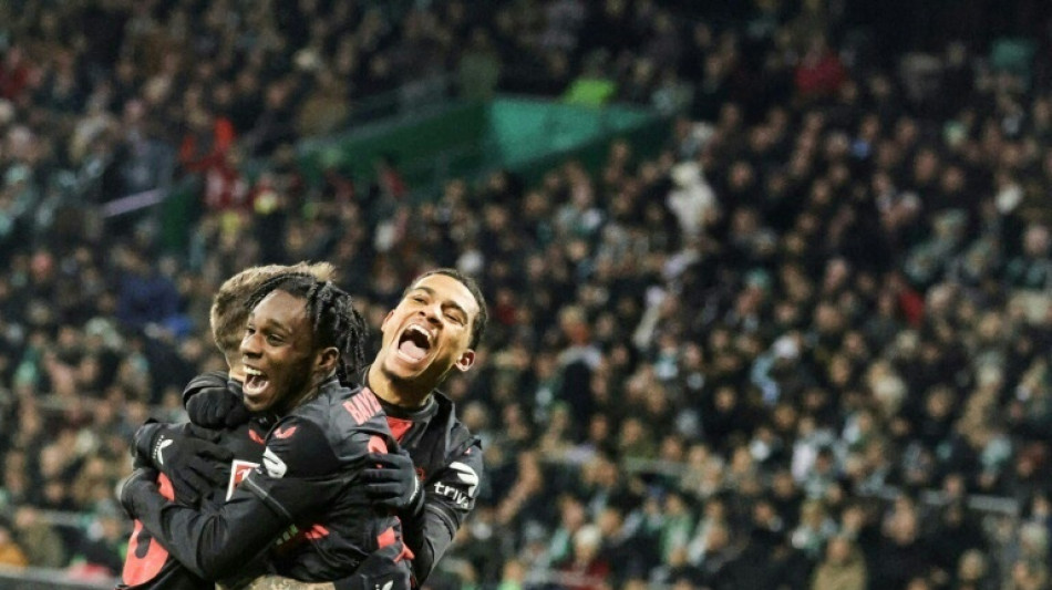 Leverkusen slay Bremen to return to Bundesliga summit