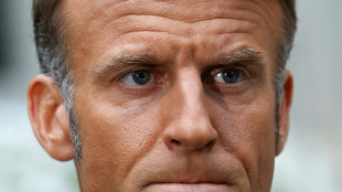 Vote de confiance: Macron en "soutien total" au choix de Bayrou