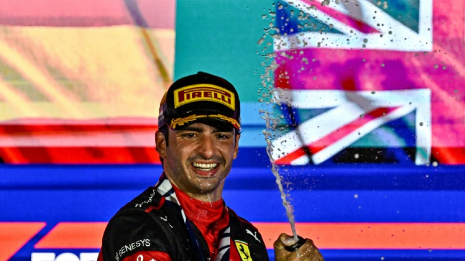 F1: &agrave; Singapour, Sainz d&eacute;loge Red Bull et offre &agrave; Ferrari sa premi&egrave;re victoire de la saison