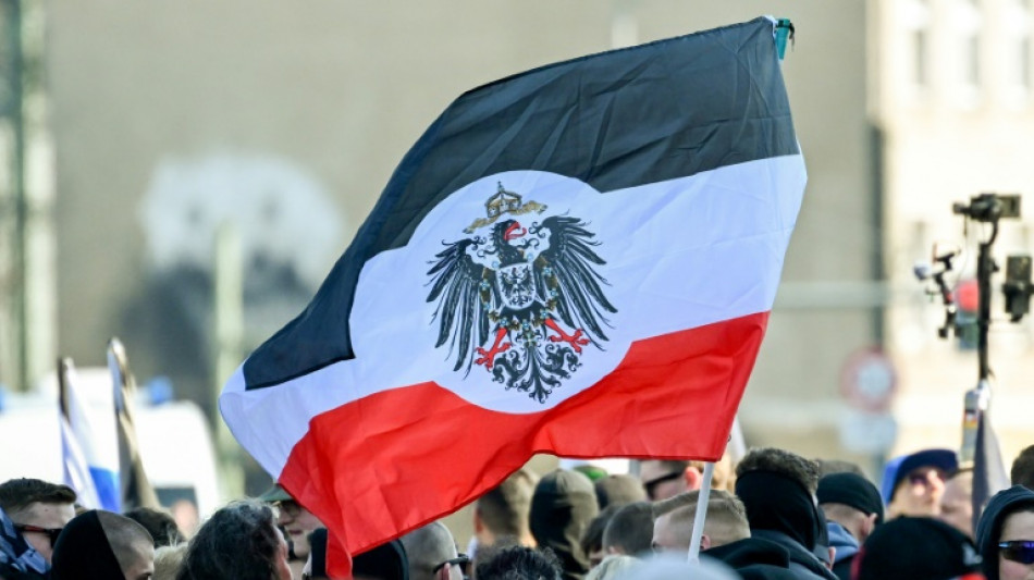 Umsturz und Lauterbach-Entf&uuml;hrung: Razzia bei Unterst&uuml;tzer von Kaiserreichsgruppe