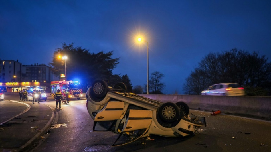 R&eacute;veillon du 31: pr&egrave;s de la moiti&eacute; des Fran&ccedil;ais craignent un accident routier d&ucirc; &agrave; l'alcool