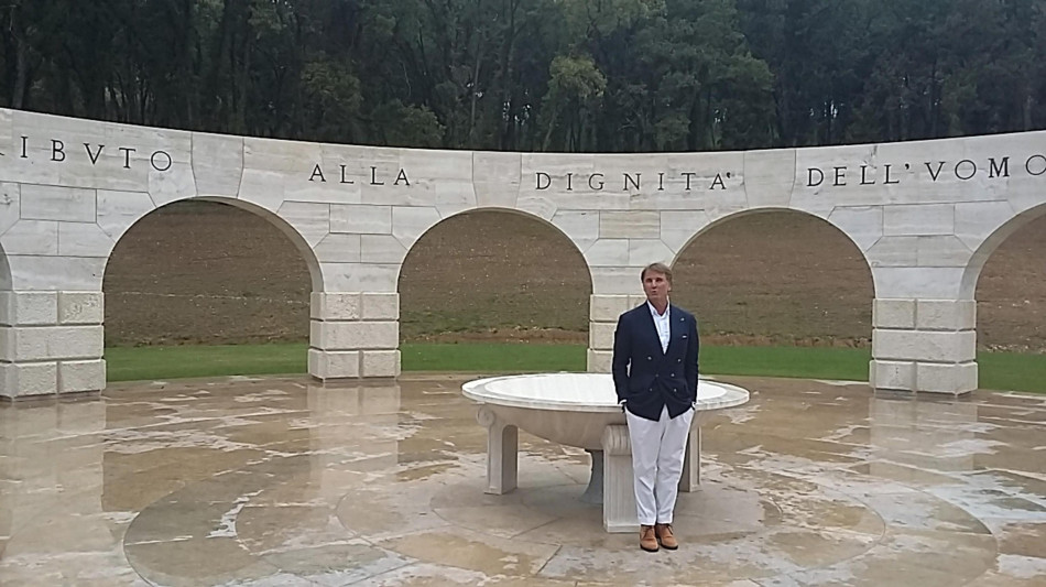 'Lettera alla Pace' di Cucinelli, 'sei possibile, necessaria come l'aria'