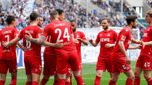 K&ouml;ln schie&szlig;t Hoffenheim zur&uuml;ck in den Abstiegskampf