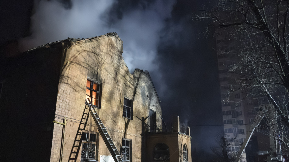 Sindaco di Kiev ai residenti, 'buio e gelo, lasciate la citt&agrave; se potete