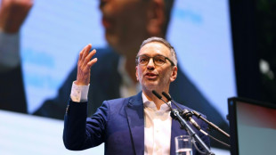 En Autriche, Herbert Kickl pr&ocirc;ne "l'asile z&eacute;ro"