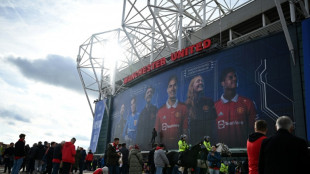 Battle to buy Man Utd heats up as Qatar banker, British billionaire prepare fresh bids