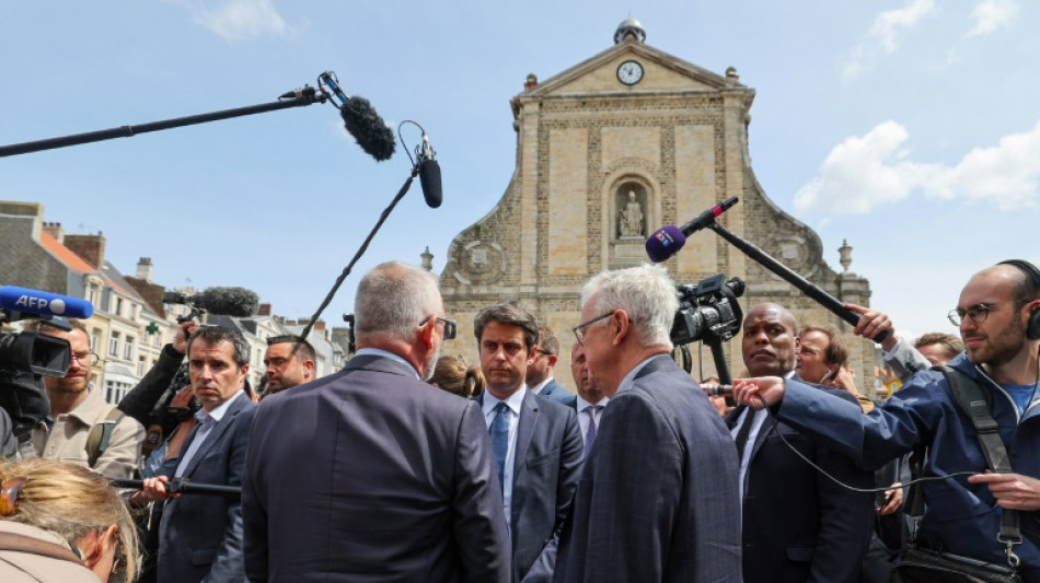 L&eacute;gislatives: Attal dans "l'action", programme commun &agrave; gauche et guerre &agrave; droite