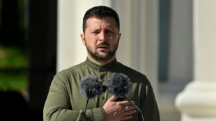 Ukraine: Zum Unabh&auml;ngigkeitstag blau-gelbe Nationalfahne auf der Krim gehisst